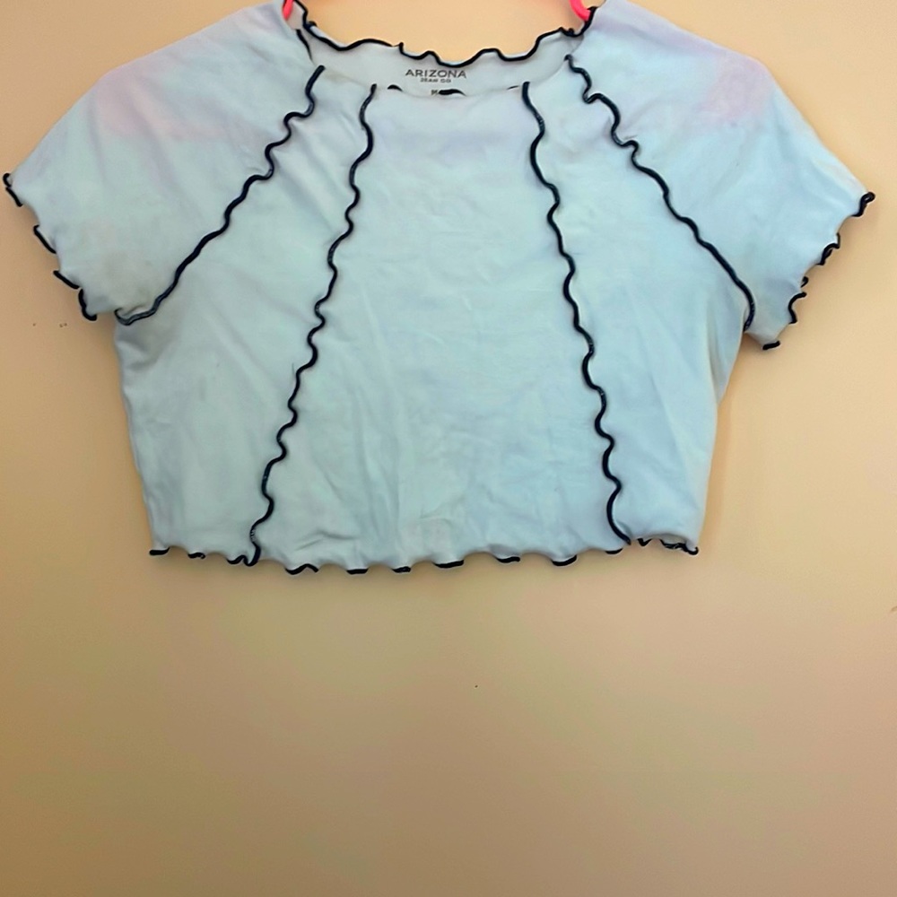 Arizona jean co ruffle crop top